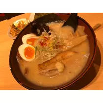 あきな