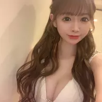 葉月 りほ