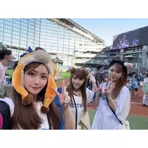 朔間 まりな