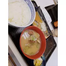荒木 ナツミ