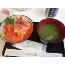 愛沢 まな