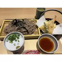 みさ