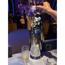 マコト