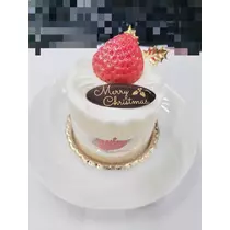 エミ （スタッフ）