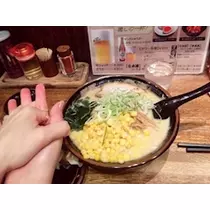 あきな