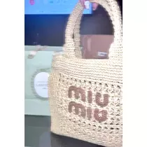 花咲 るり