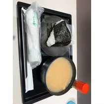 足立 はな