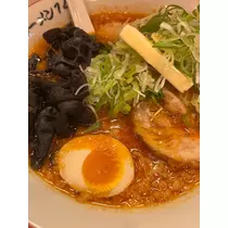 黒輝 りさ