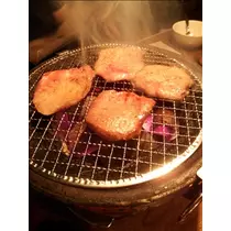 愛羽 仁美