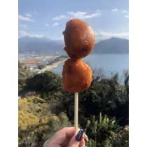 モモ