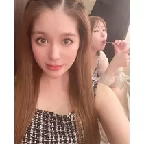 黒輝 りさ