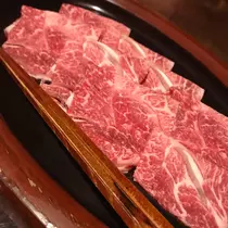 愛咲 まみ