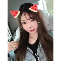美波 ななみ