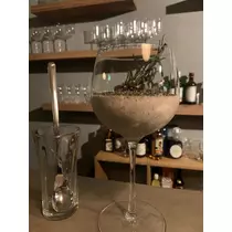 三鷹 真綺