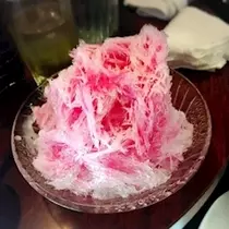 愛羽 仁美