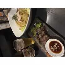 あや