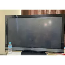 愛羽 仁美