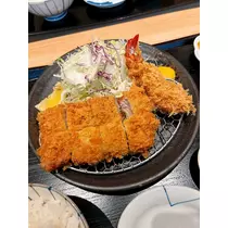 華咲 えみり