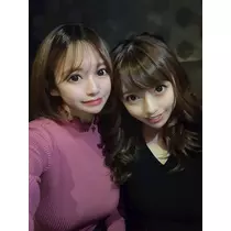 葉月 りほ