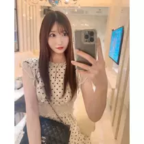 美波 ななみ