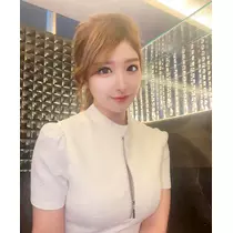美波 あいか
