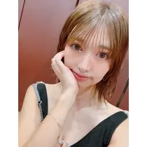 夏目 梨仔