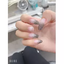 美月