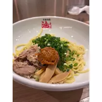 みさ