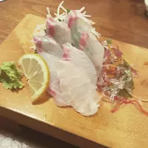 兎月芹那