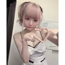 雛鶴 めい