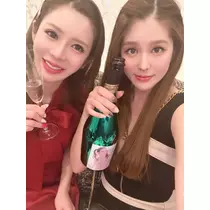 黒輝 りさ