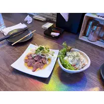 乙川 ゆあ