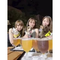朔間 まりな