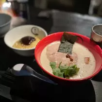 みさ
