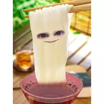 エミ （スタッフ）
