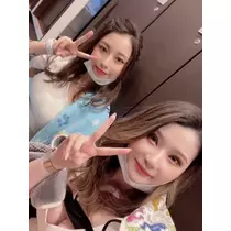 足立 はな