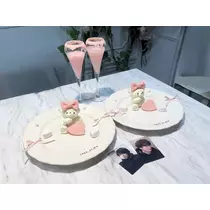 ティラノまな