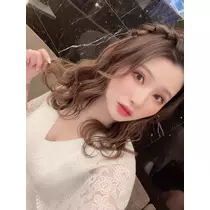 足立 はな