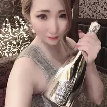 海咲  佑奈