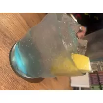 アヤ