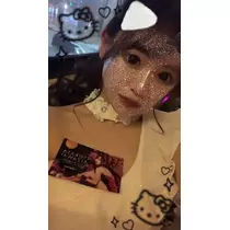 葉月 りほ