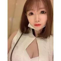 葉月 りほ