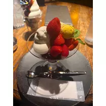 月城 れな