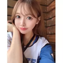 葉月 りほ