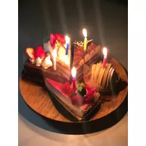 華