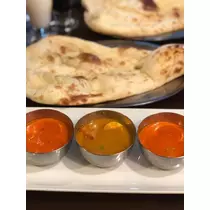 華