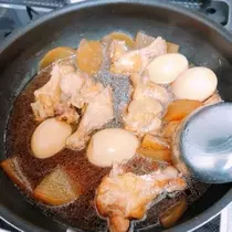 愛羽 仁美