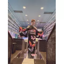愛羽 仁美