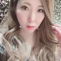 海咲  佑奈