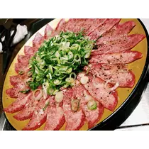 荒木 ナツミ